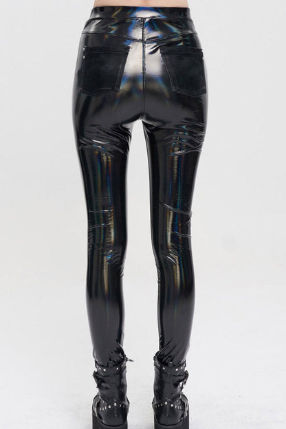 Thoughtfully Designed Pants in a Timeless Style