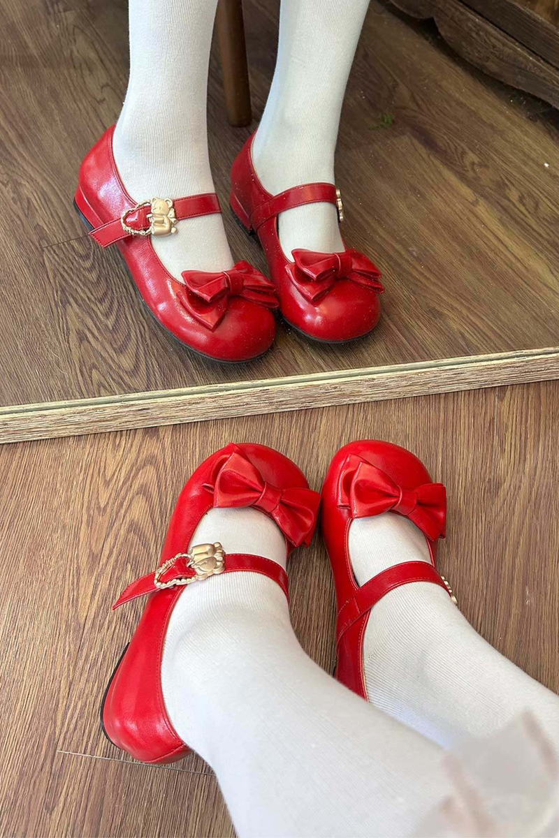 Glossy Color Ribbon Shoes