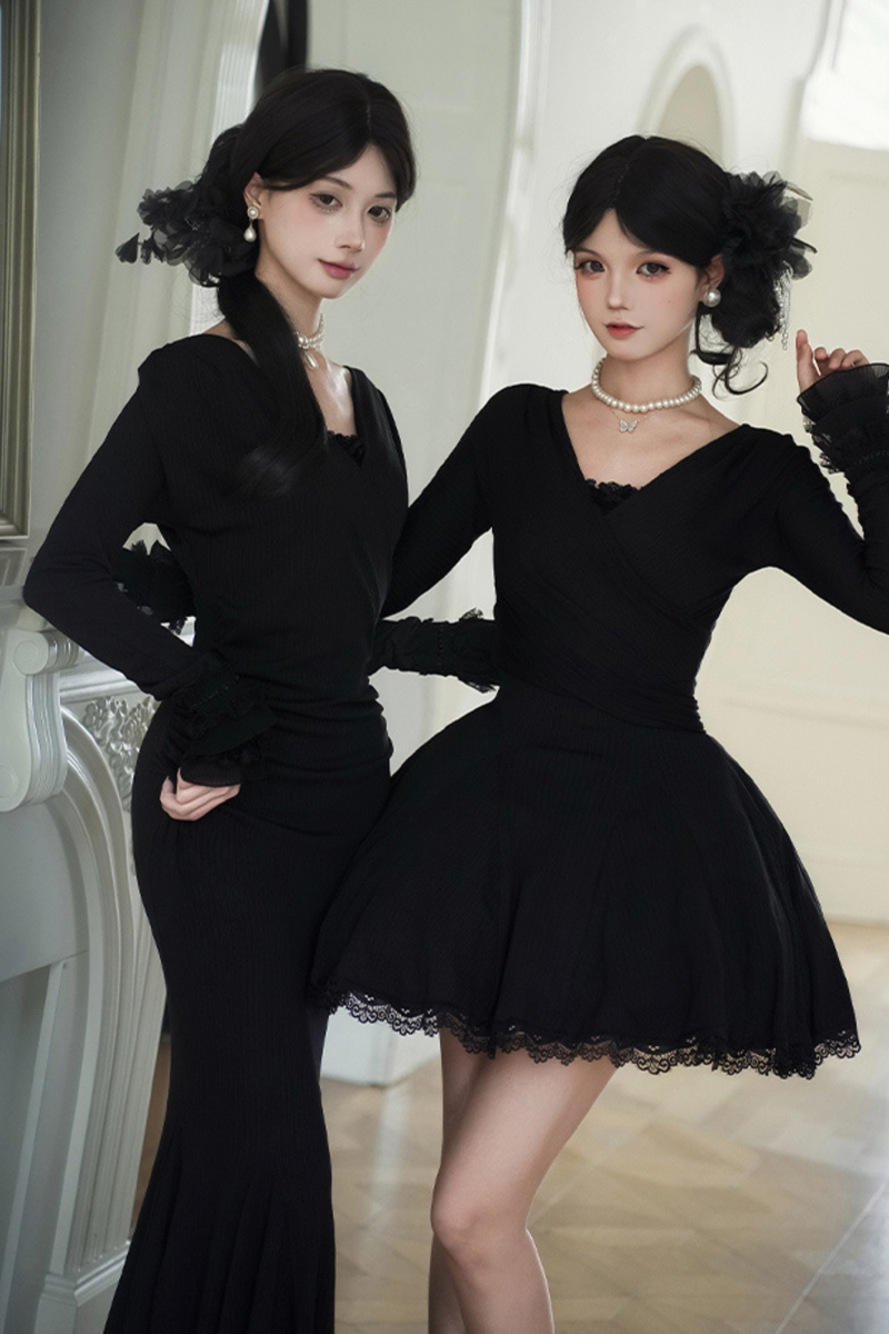Low V-neck Knit Stretch Slim Dress