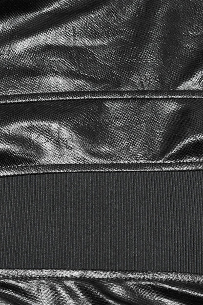 Finely Styled Garment with a Classic Vintage Look