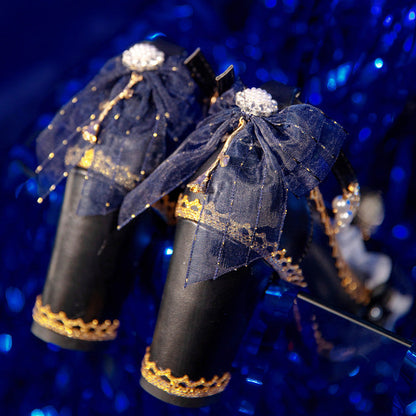 Effortlessly Elegant Heels with a Timeless Design