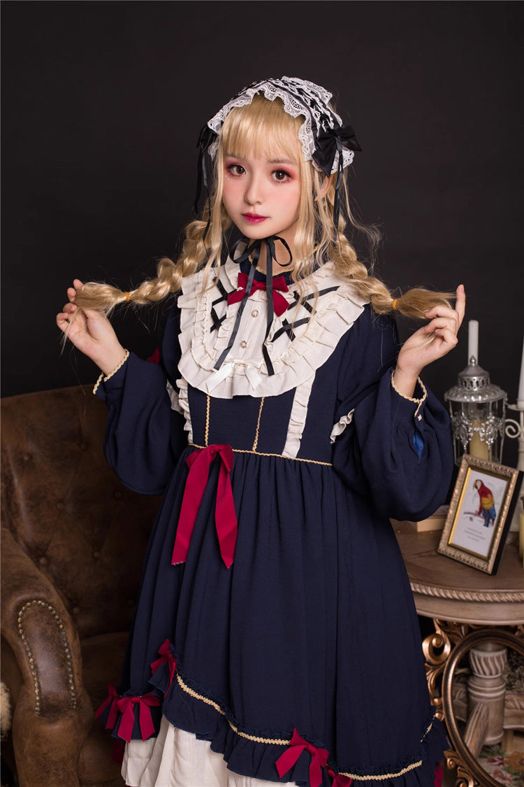 Subtly Elegant Dress with a Refined Vintage Look