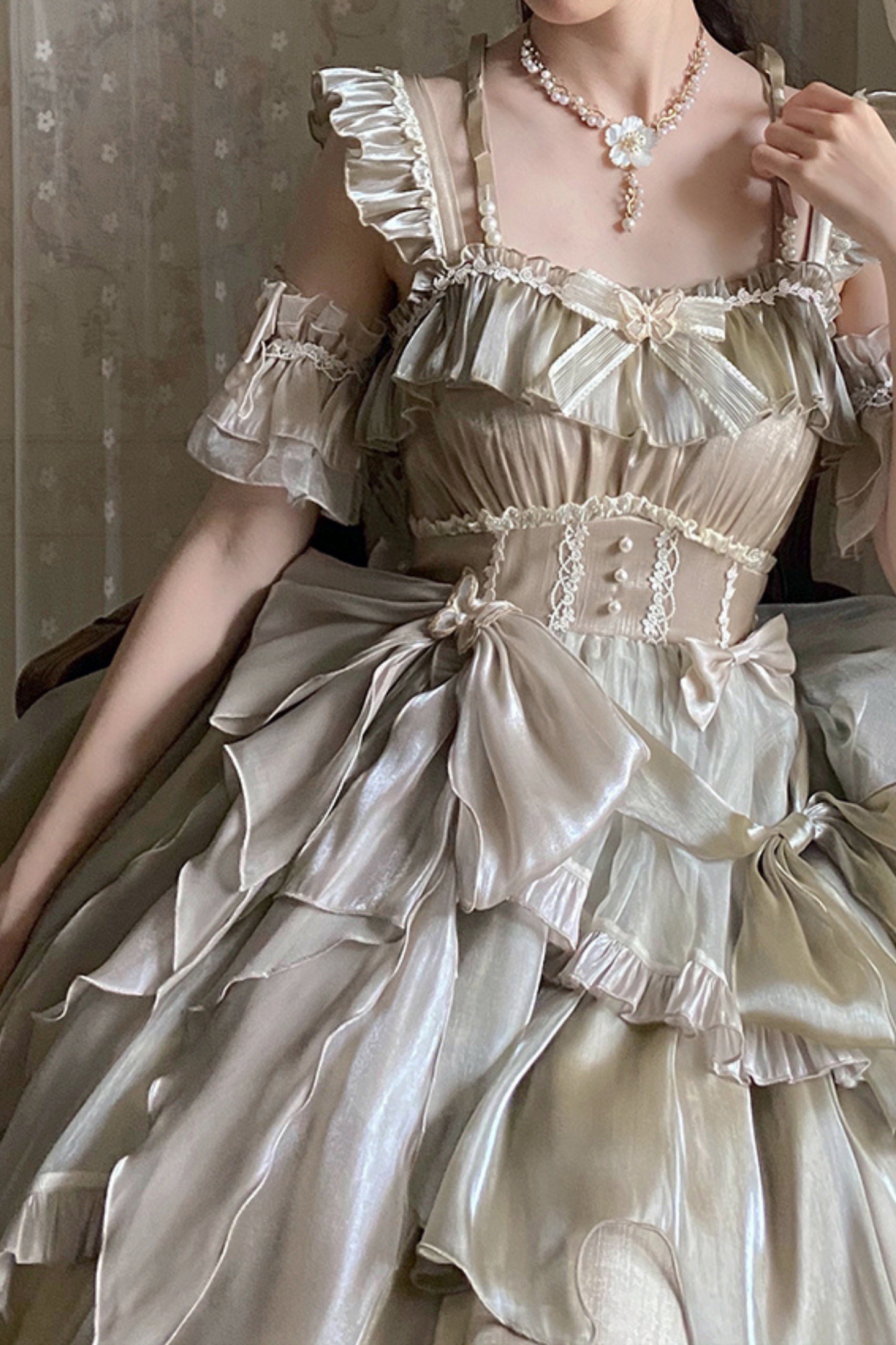 Flying Sleeves Big Lolita Dress