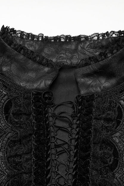 Finely Styled Blouse with a Classic Vintage Look