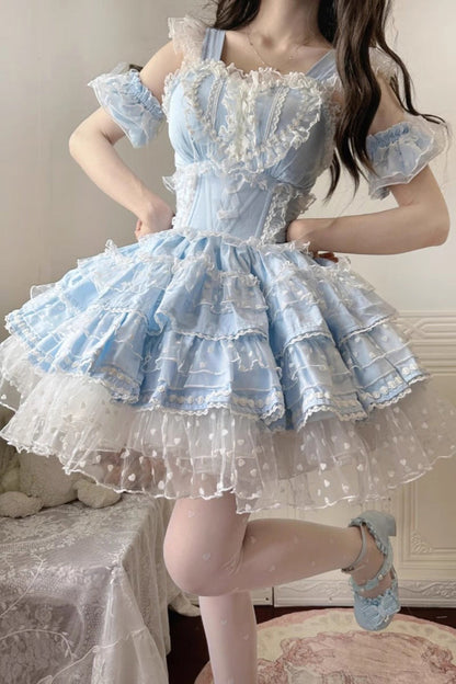 Finely Styled Dress with a Classic Vintage Look
