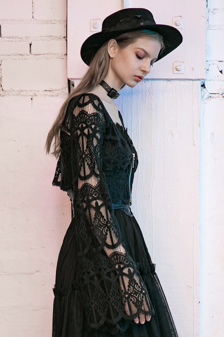 Sophisticated Blouse with a Clean Classic Look