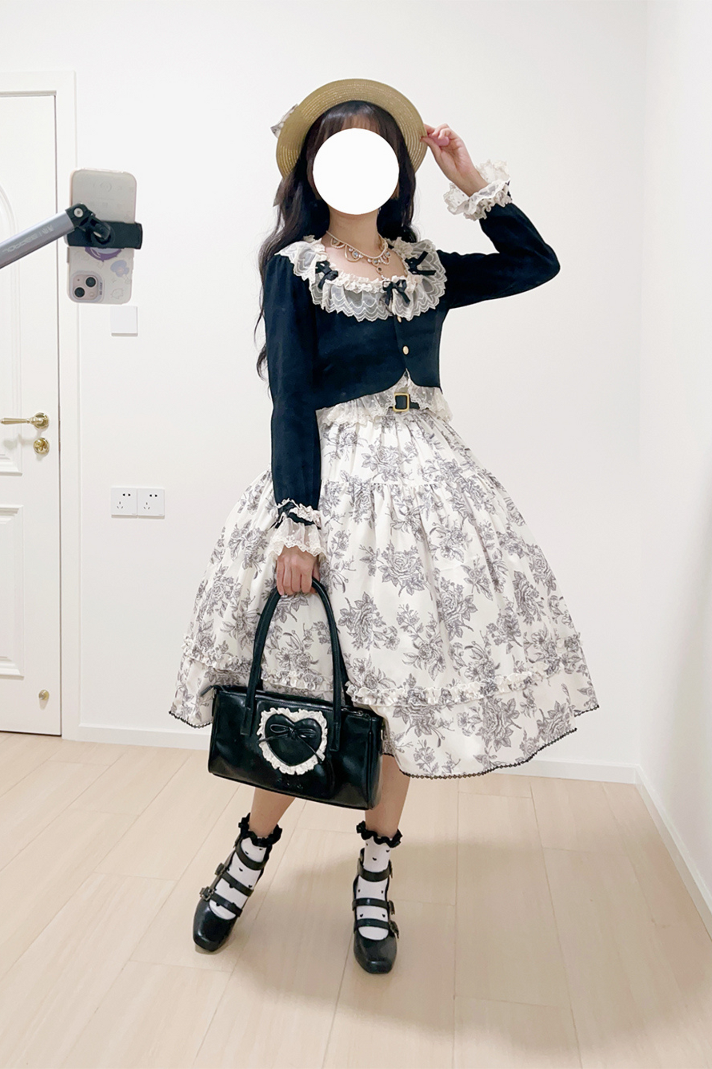 Sketch Wild Rose Lolita Jumper Skirt
