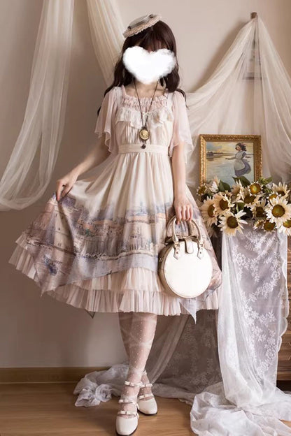 Finely Styled Dress with a Classic Vintage Look
