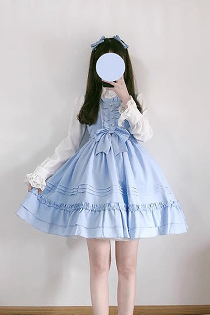 Finely Styled Dress with a Classic Vintage Look