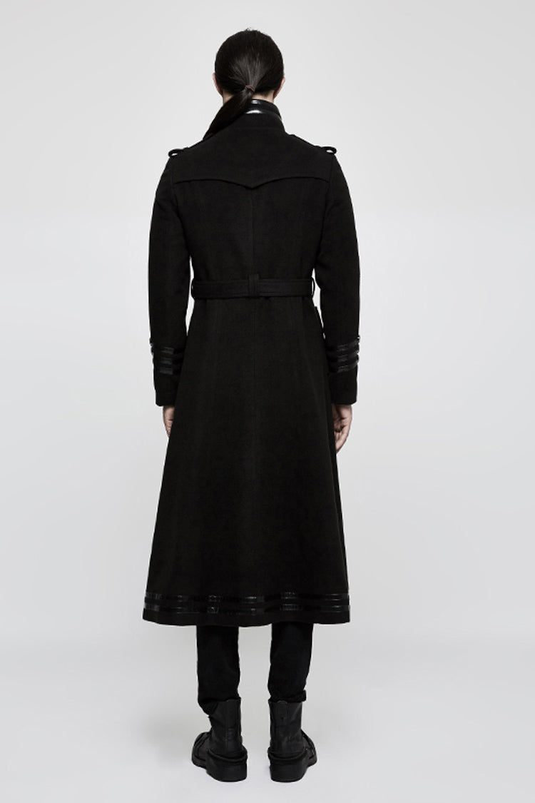 Beautifully Finished Coat in a Timeless Design