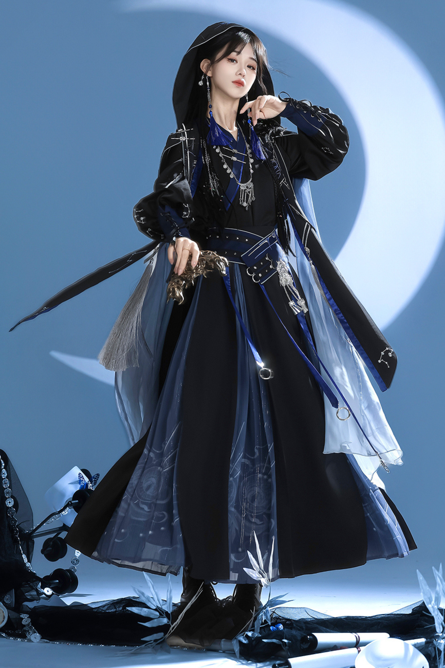 Dark Chinese-style Hooded Top + Belt + Cape + Necklace + Skirt