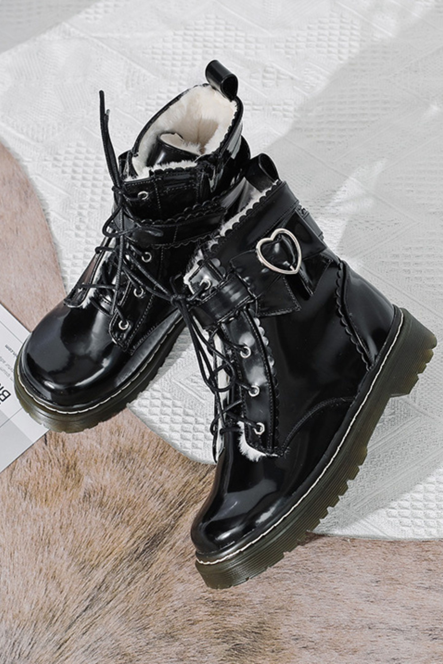 Heart Ring Mode Boots