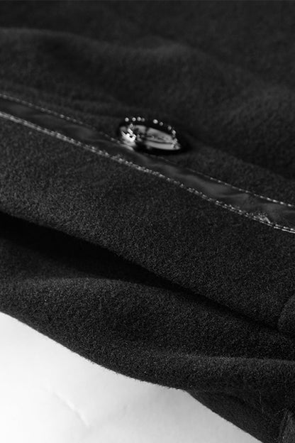 Beautifully Finished Coat in a Timeless Design