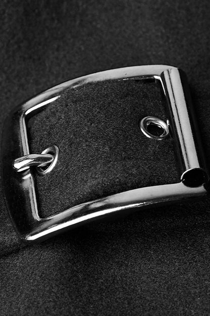 Beautifully Finished Coat in a Timeless Design