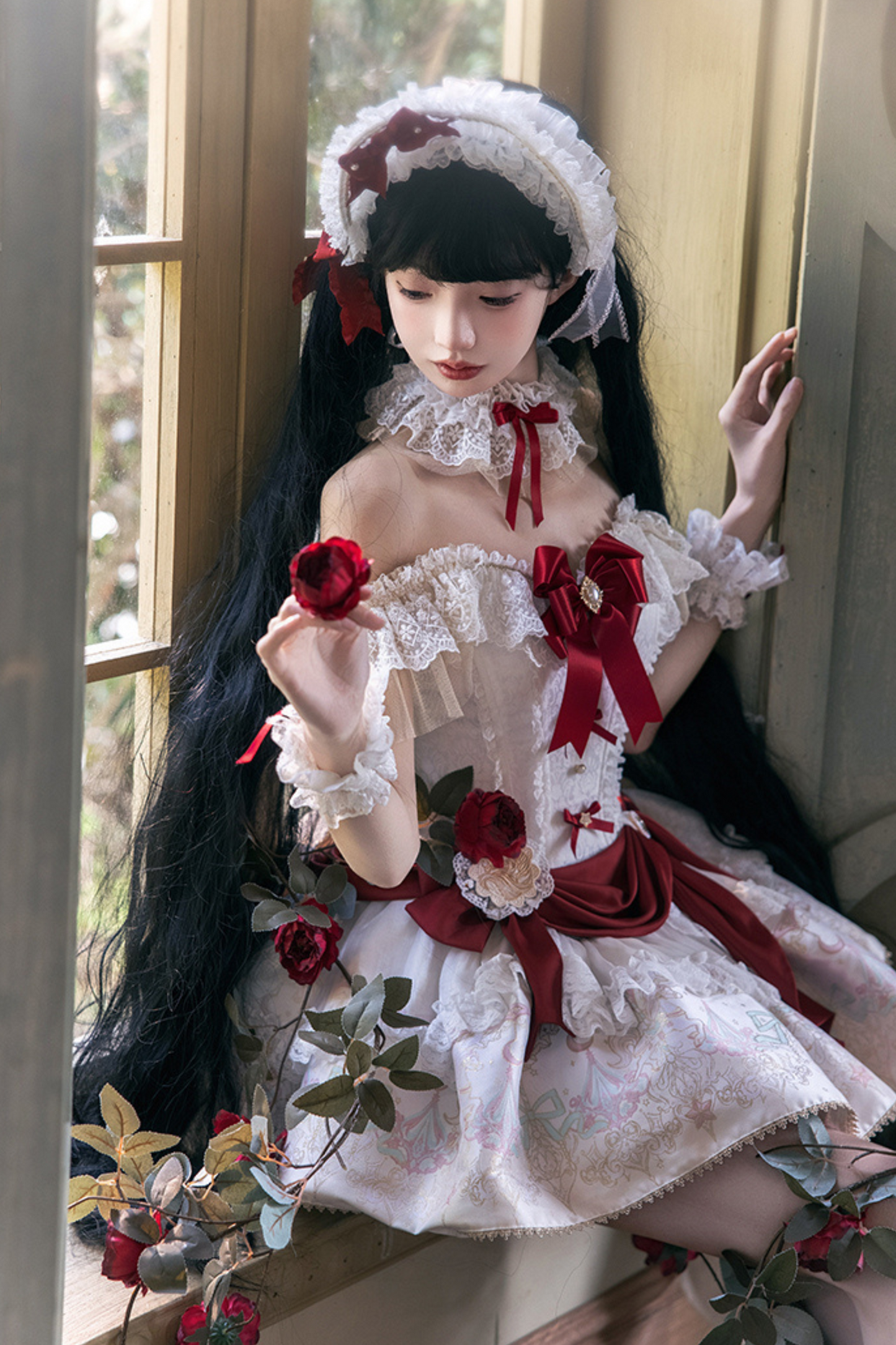 Snow White Princess Lolita Dress + Bonnet + Lace Choker
