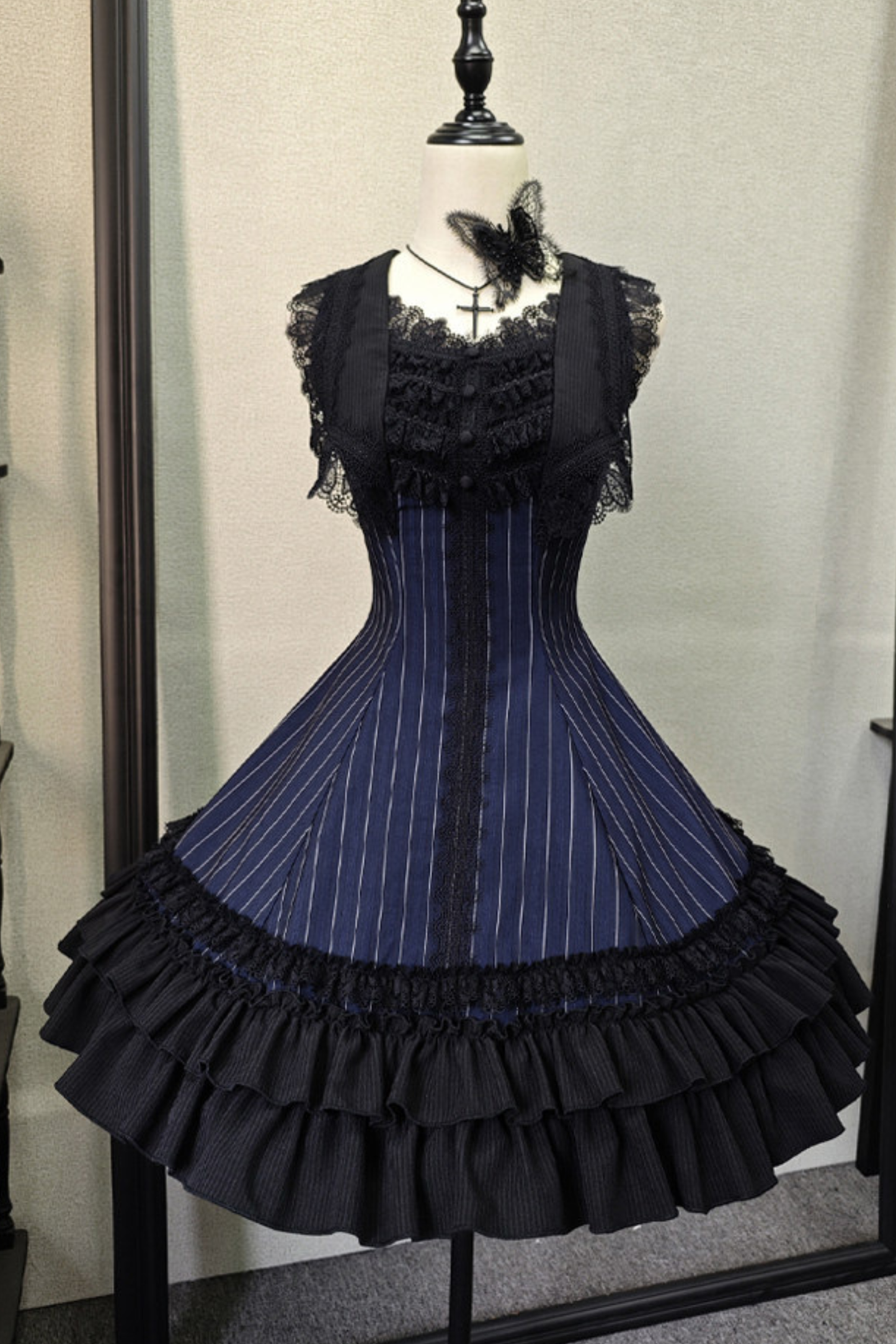 Slim-fit Gothic Lolita Jumper Skirt + Jacket