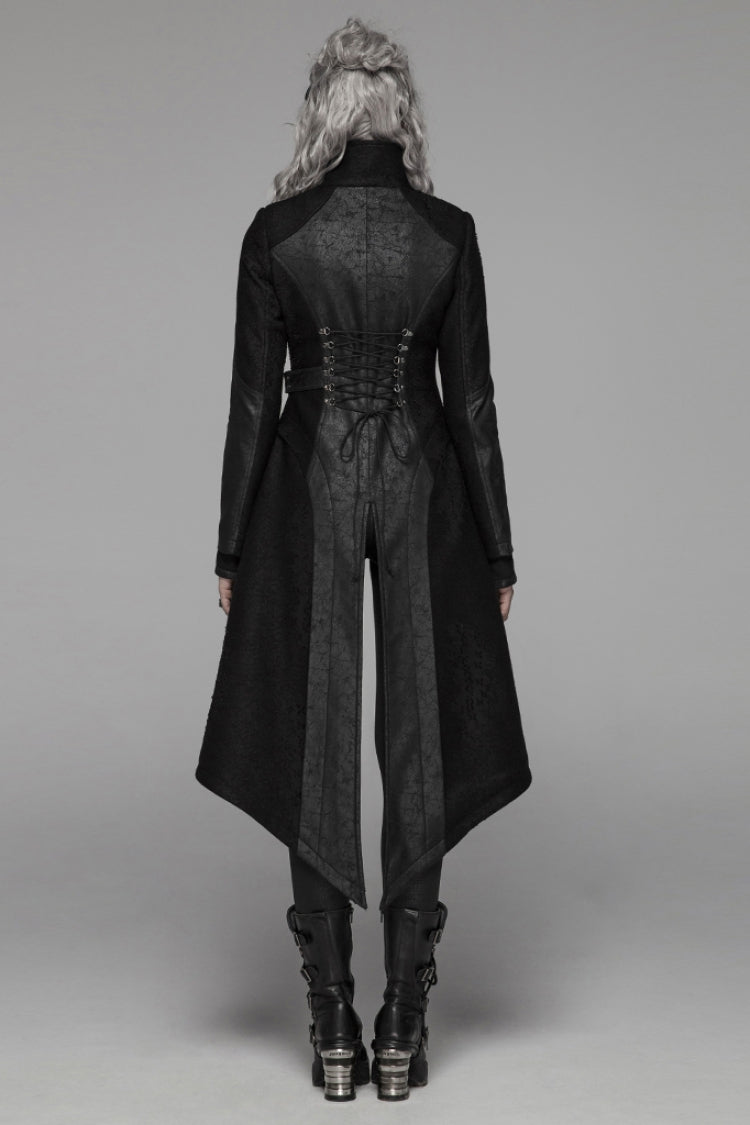 Subtly Elegant Coat with a Refined Vintage Look