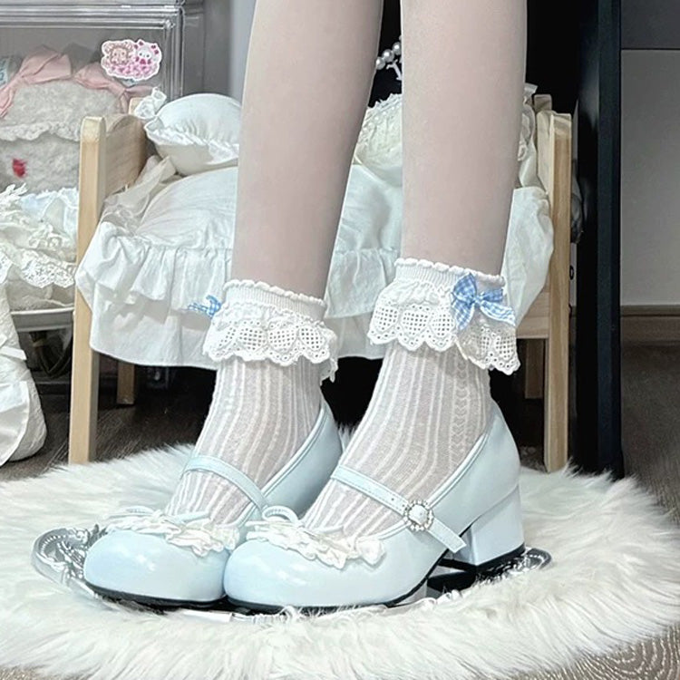 Classic Vintage Shoes with a Flattering Fit