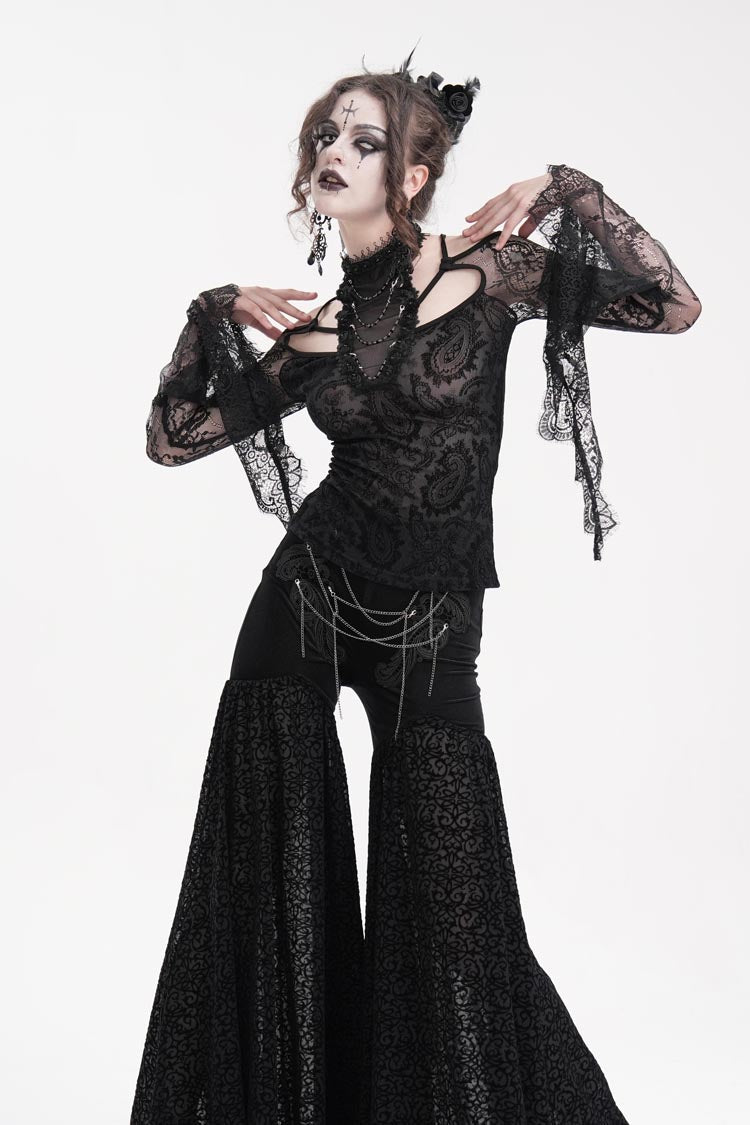 Thoughtfully Designed Blouse in a Timeless Style