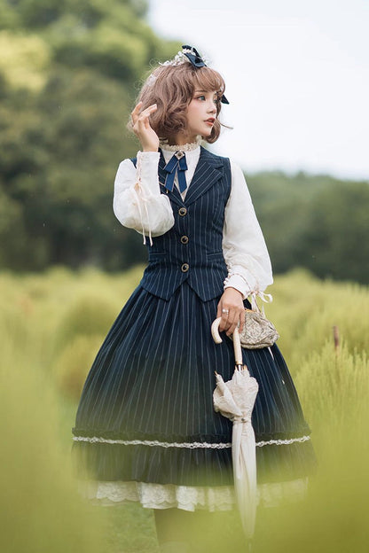 Beautifully Finished Garment in a Timeless Design