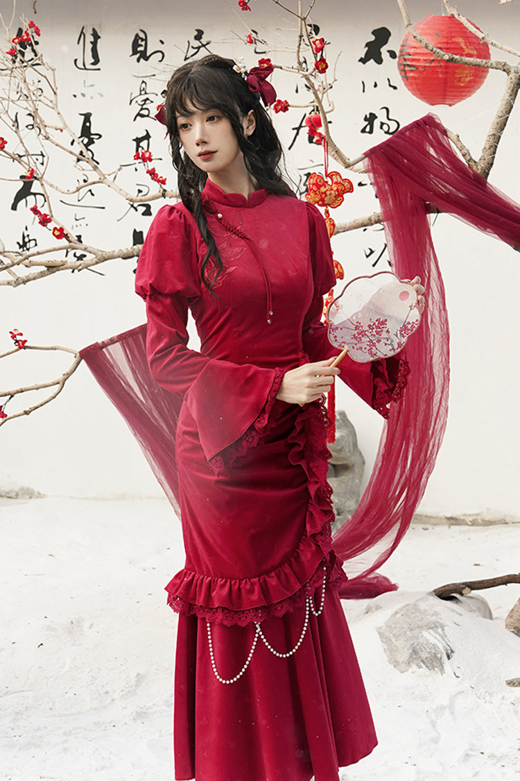 Beautifully Crafted Dress in a Classic Style