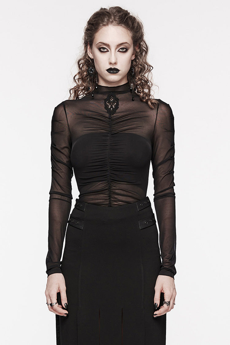 Finely Styled Blouse with a Classic Vintage Look