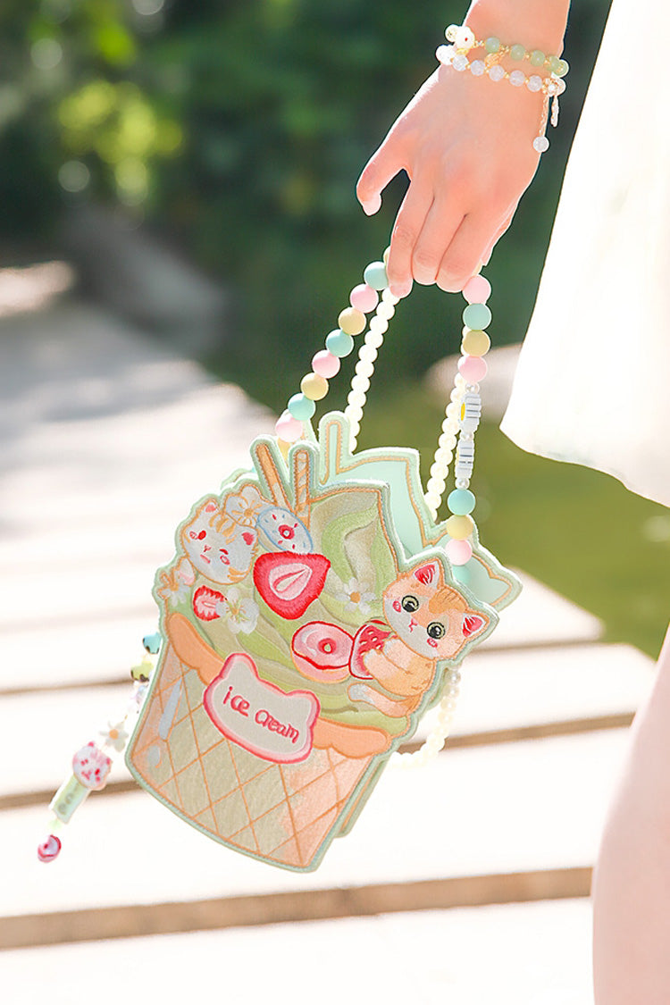Beautifully Finished Bag in a Timeless Design