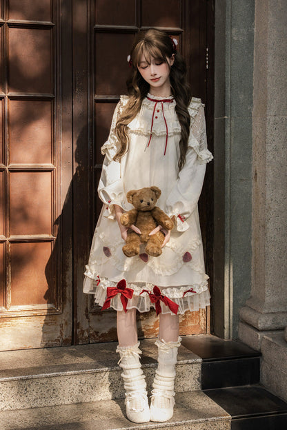 Effortlessly Elegant Dress with a Timeless Design