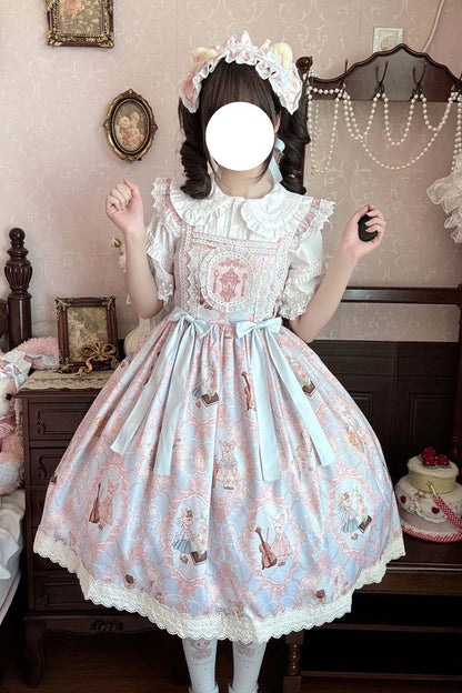 Finely Styled Dress with a Classic Vintage Look