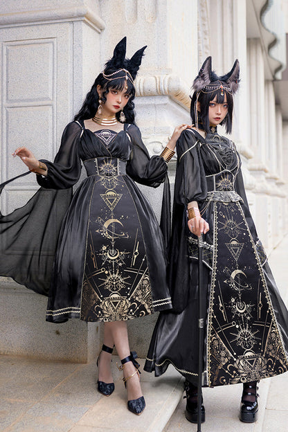 Subtly Elegant Dress with a Refined Vintage Look