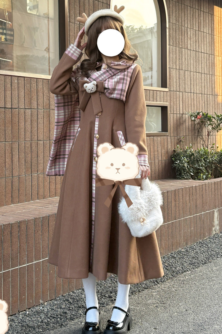 Subtly Elegant Coat with a Refined Vintage Look