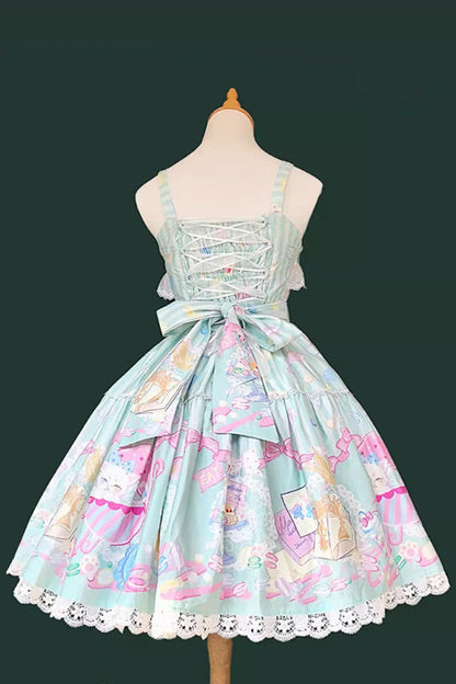 Finely Styled Dress with a Classic Vintage Look