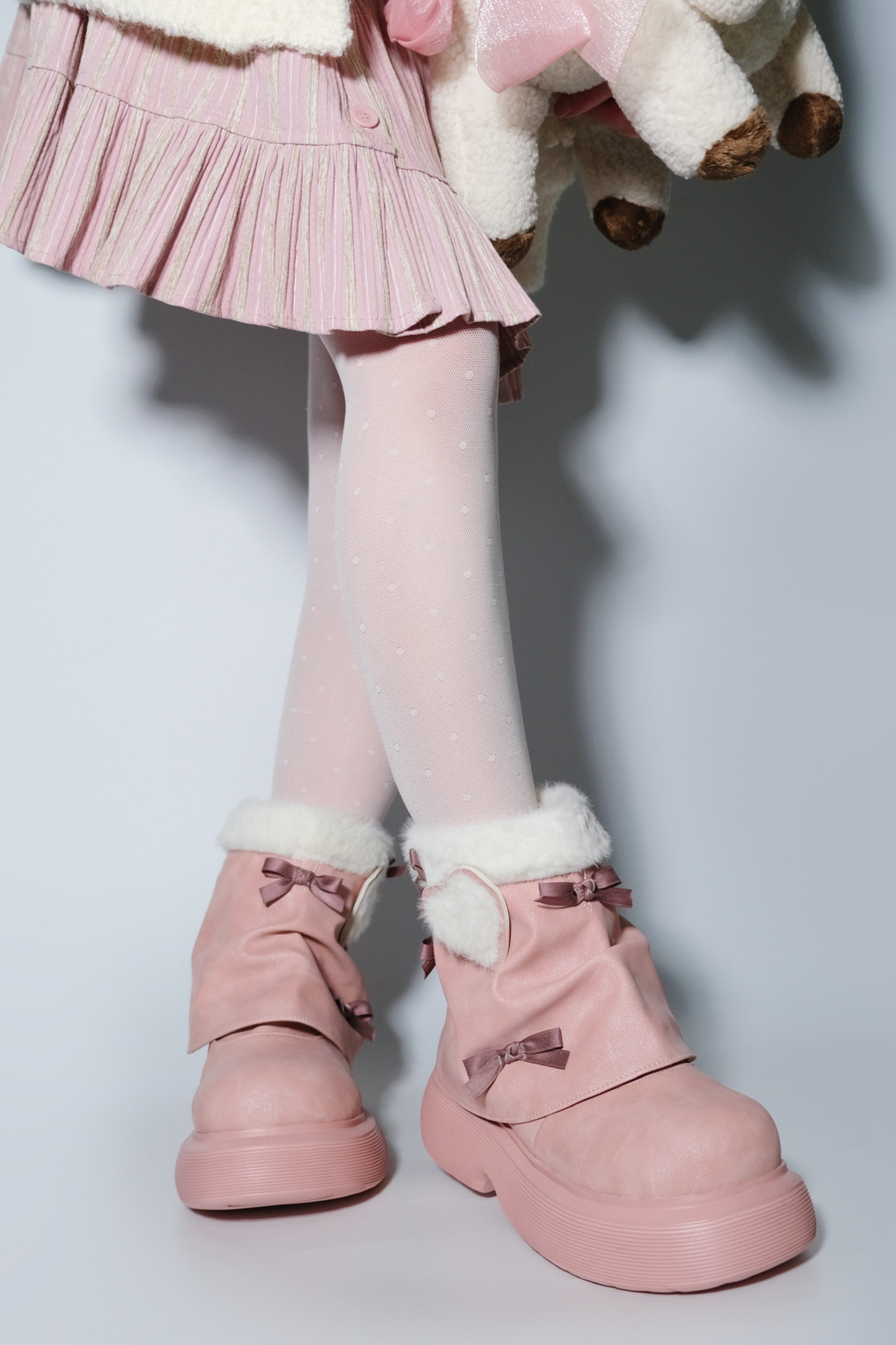 Velvet Ribbon Heart Short Boots