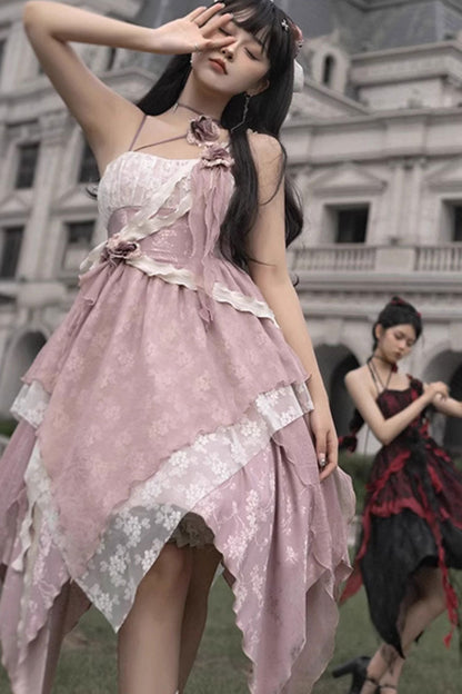 Finely Styled Dress with a Classic Vintage Look