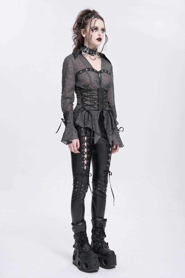 Beautifully Crafted Blouse in a Classic Style