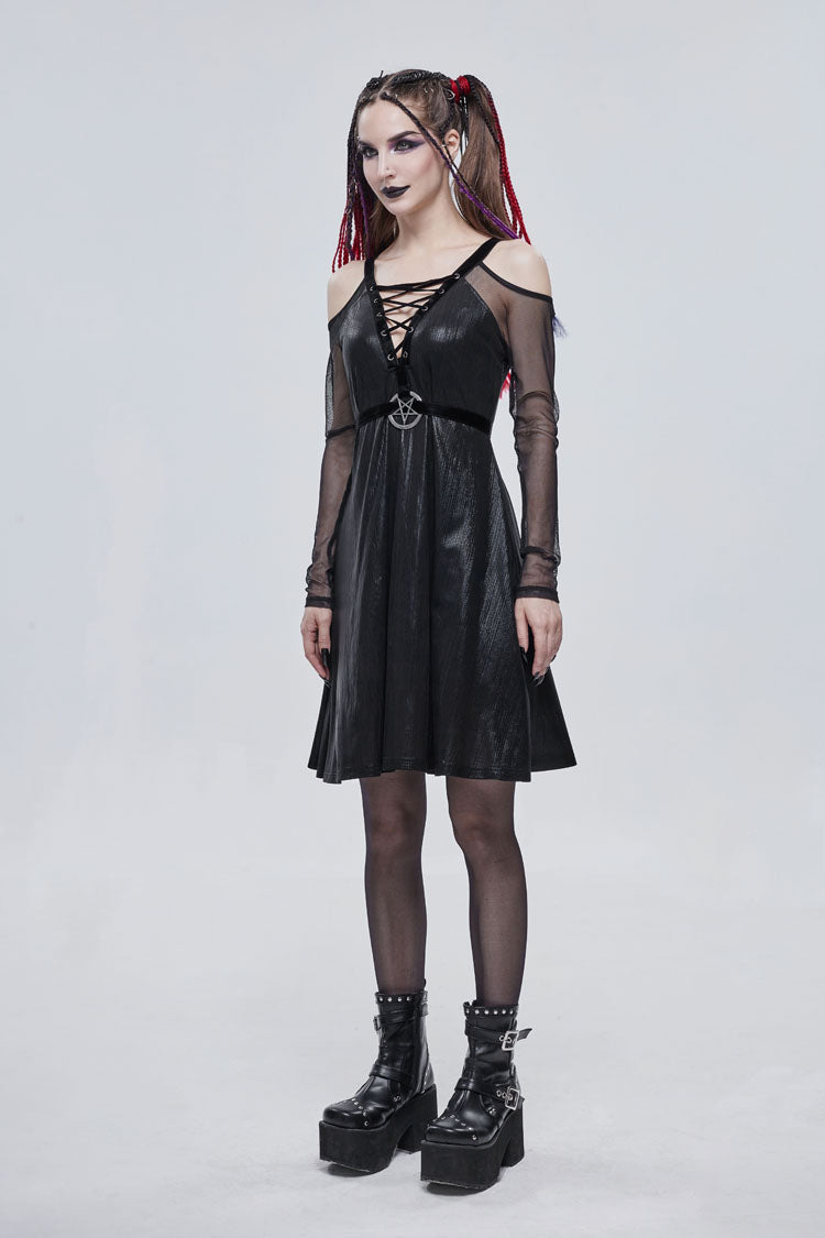 Finely Styled Dress with a Classic Vintage Look