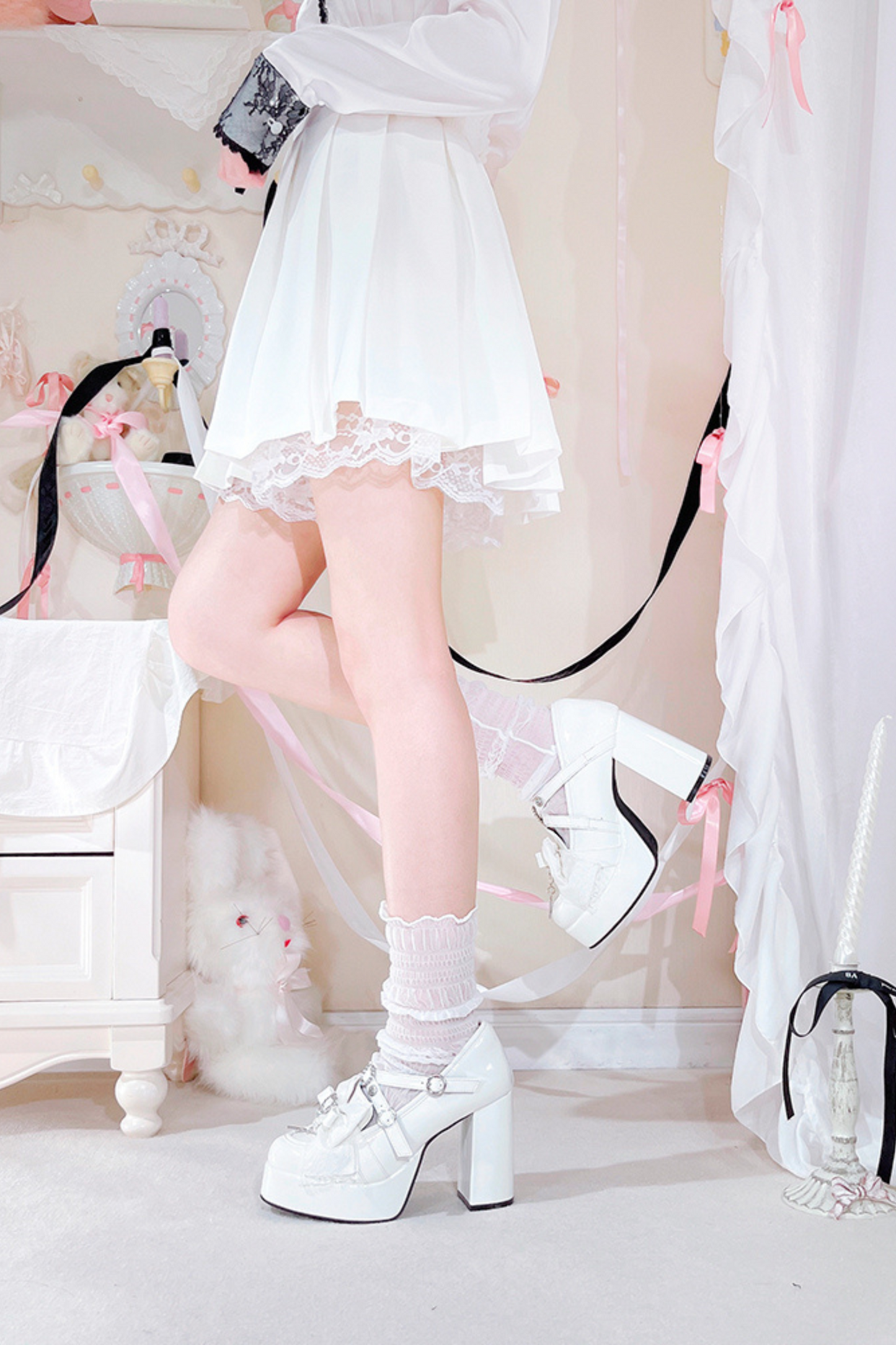 Stone Heart Ribbon Platform Shoes