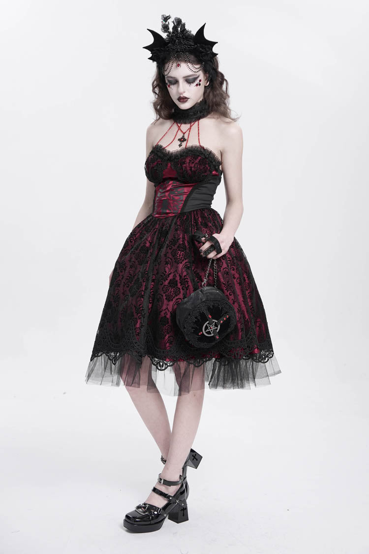 Finely Styled Dress with a Classic Vintage Look