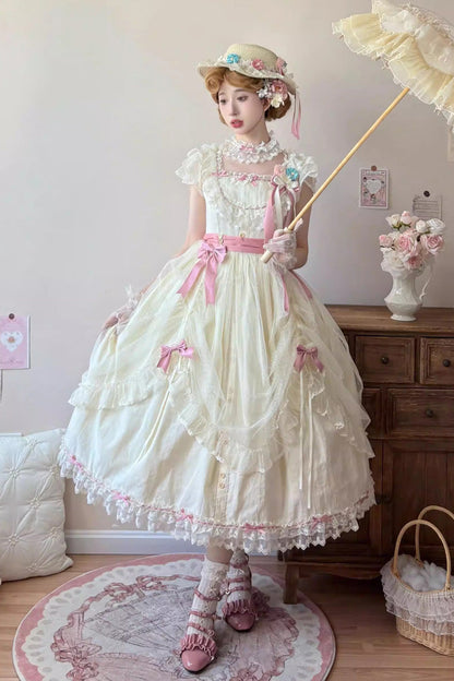 Beautifully Crafted Dress in a Classic Style