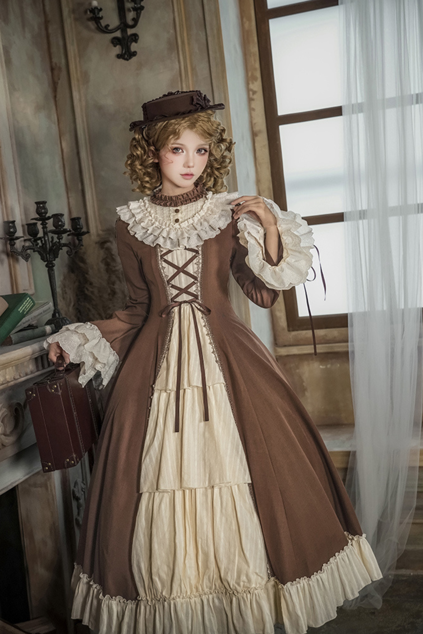 Lace Stand Collar Flared Sleeve Twin Doll Lolita Dress + Collar + Hat