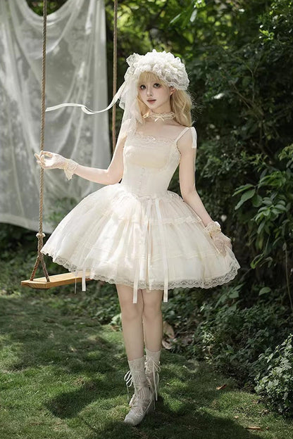 Beautifully Crafted Dress in a Classic Style