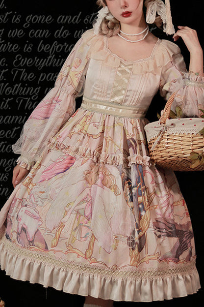 Finely Styled Dress with a Classic Vintage Look