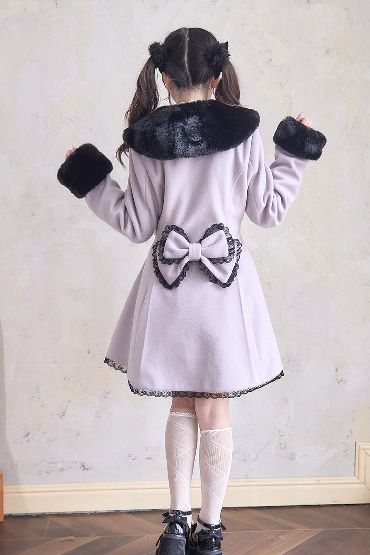 Effortlessly Elegant Coat with a Timeless Design