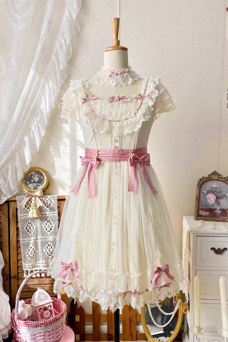 Finely Styled Dress with a Classic Vintage Look