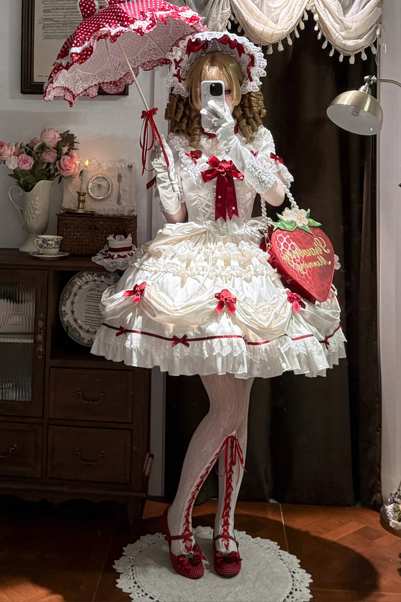 [pre-order Deadline: March 29] Cream Strawberry Lolita Dress