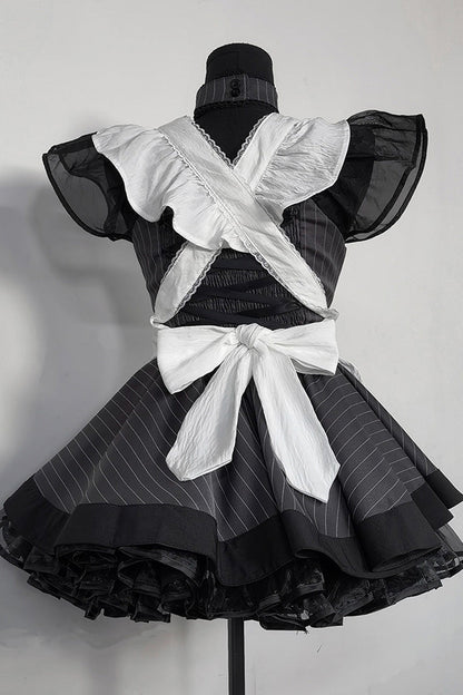 Beautifully Crafted Dress in a Classic Style