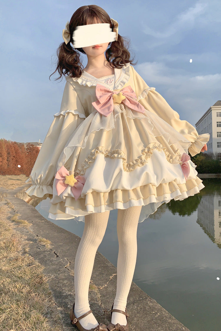 Finely Styled Dress with a Classic Vintage Look