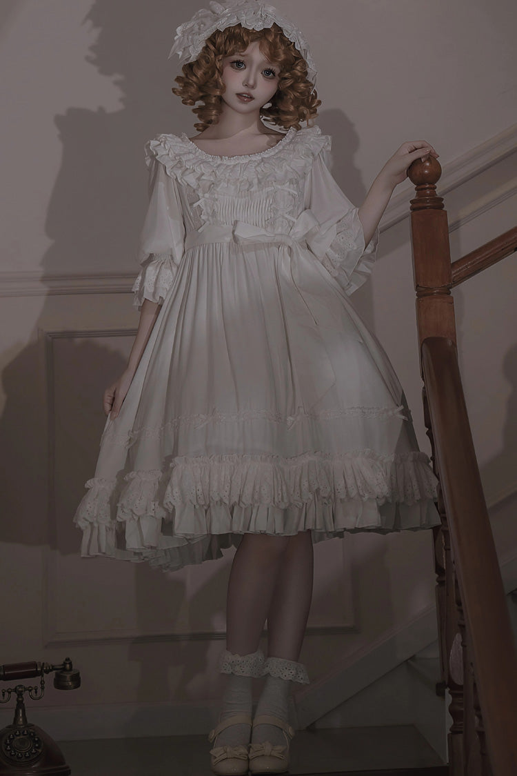 Beautifully Crafted Dress in a Classic Style