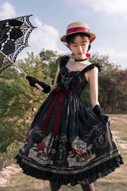 Finely Styled Dress with a Classic Vintage Look