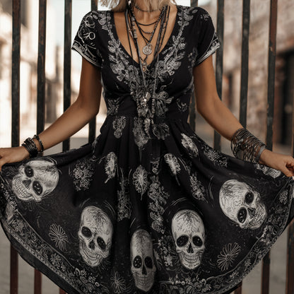 Casually Elegant Garment with a Refined Edge